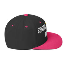 Load image into Gallery viewer, Partner.Co | Skinny Drops Rock White | Snap Back Hat