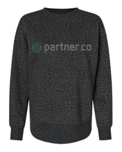 Load image into Gallery viewer, Partner.Co | FUN FITNESS BLING Women's Weekend Top BLACK LEOPARD COLLECTION