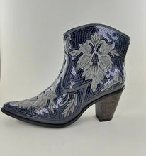 Load image into Gallery viewer, Partner.Co | PICK YOUR COLOR | Bling Cowboy Boots Short  LIMITED EDITION
